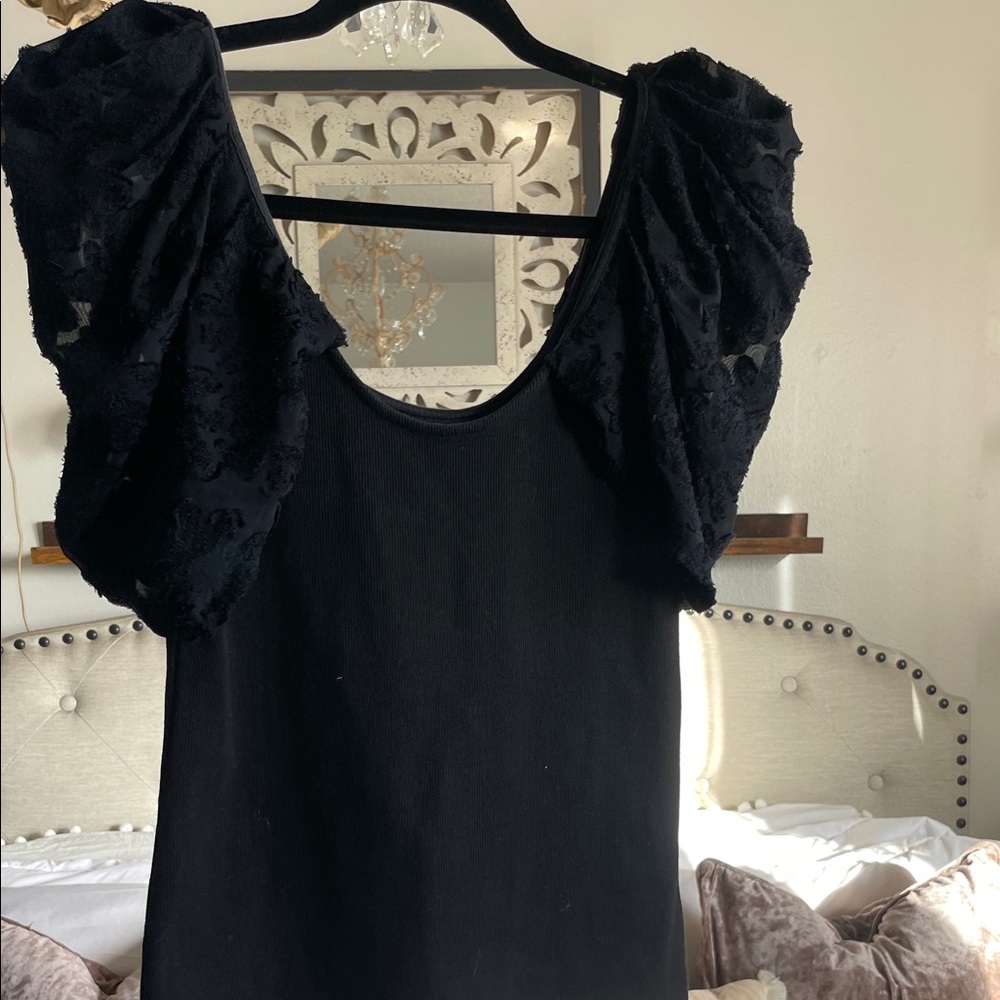 Maeve|Black Puff Sleeve Ribbed Blouse|Medium|EUC - Picture 10 of 10